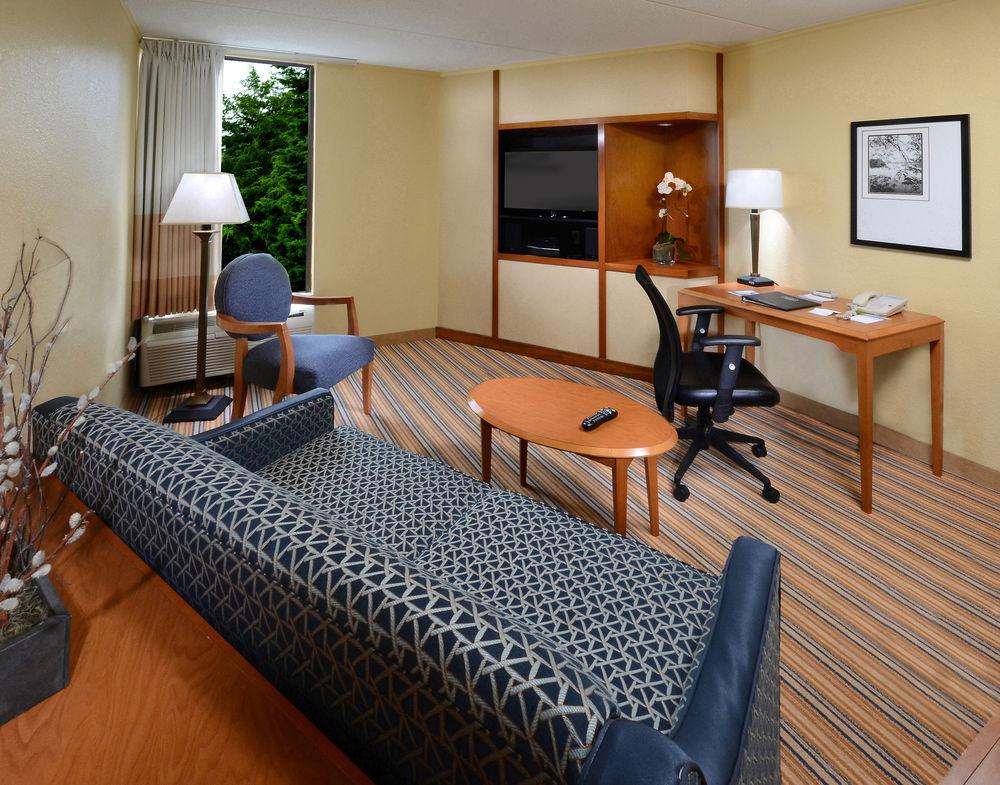 Holiday Inn Express Hopewell - Fort Lee Area By Ihg Exterior photo